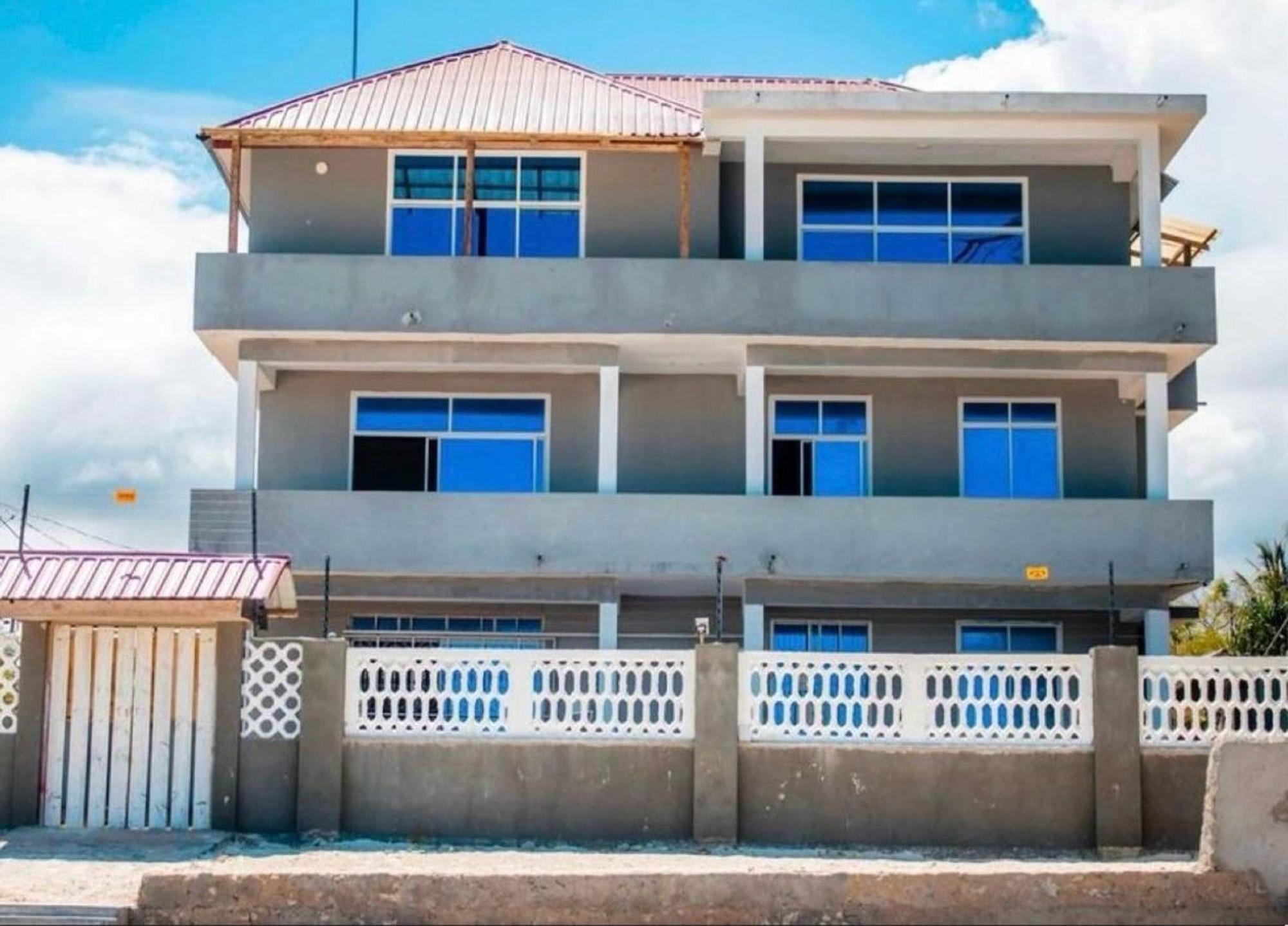 Apartment Beachfront Bliss In Uroa, Tanzania - Your Tropical Getaway Awaits *