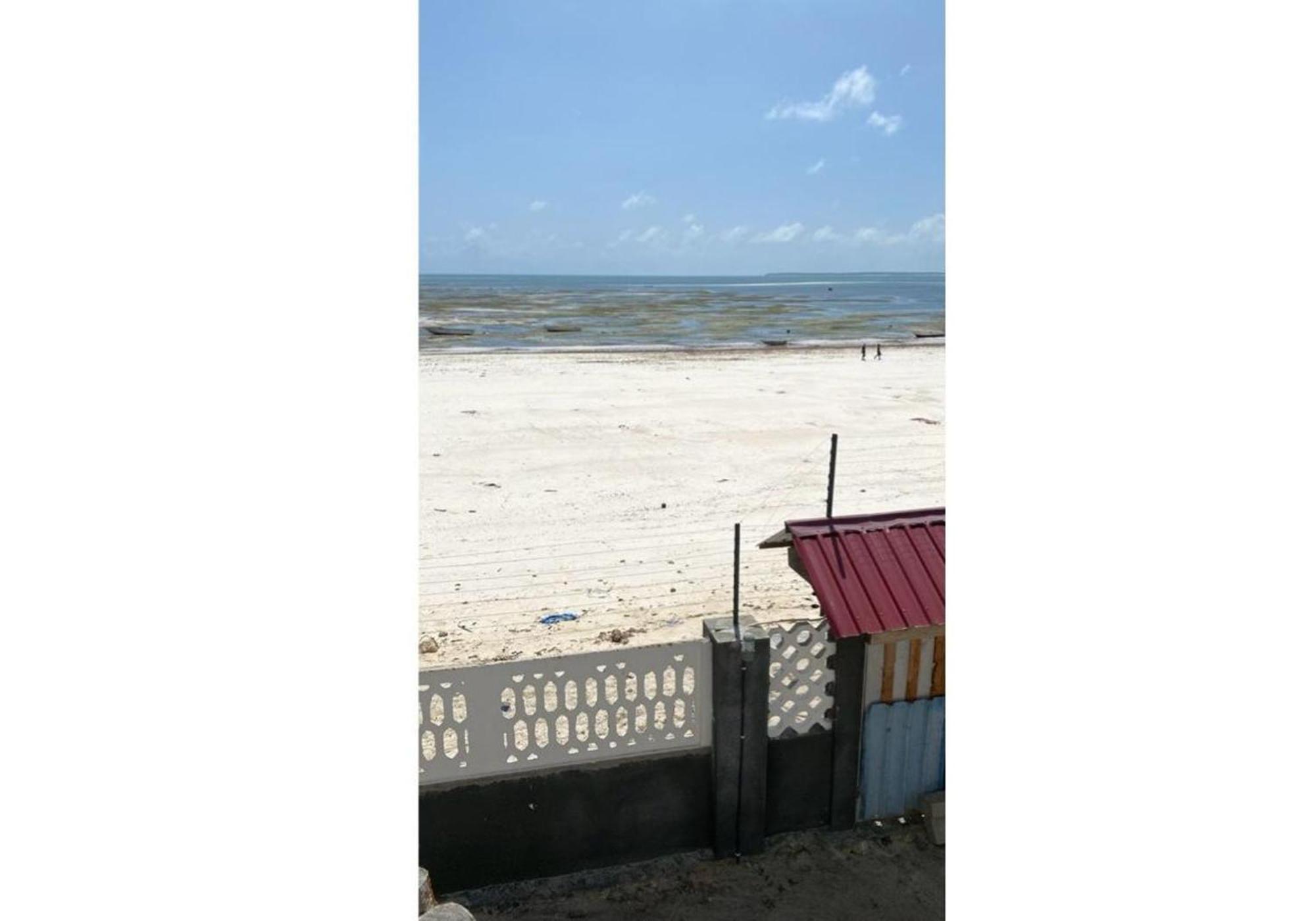 Apartment Beachfront Bliss In Uroa, Tanzania - Your Tropical Getaway Awaits Uroa