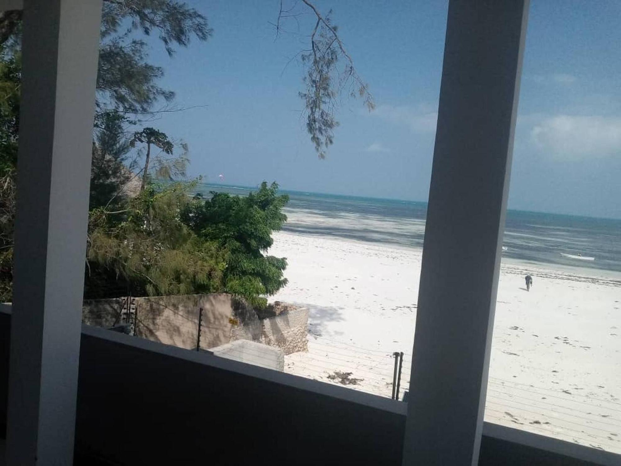 Beachfront Bliss In Uroa, Tanzania - Your Tropical Getaway Awaits Apartment *